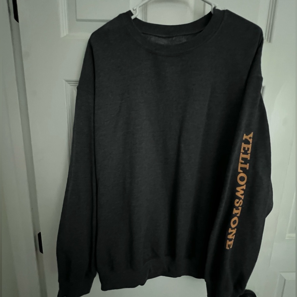 Yellowstone crewneck sweatshirt